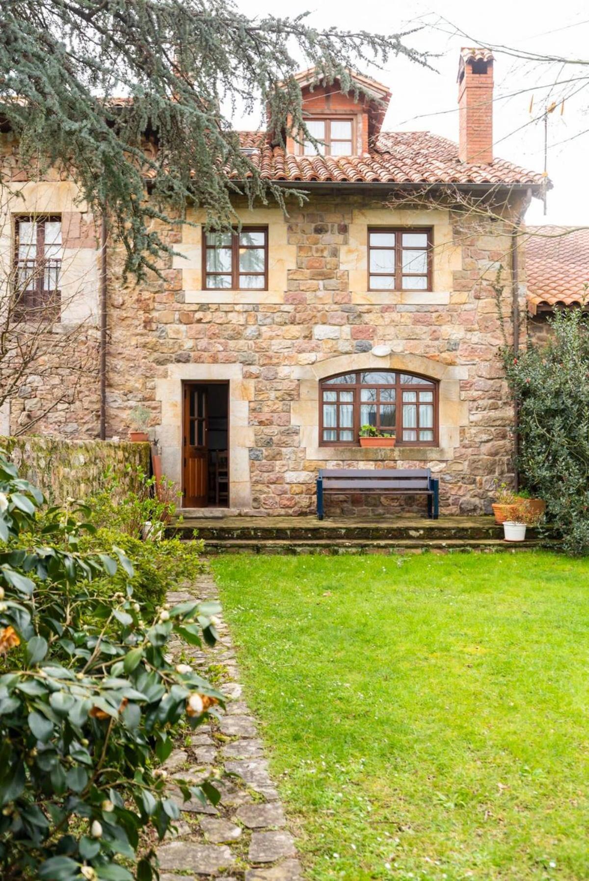 Casa Rural La Carlota Renedo De Cabuerniga Villa Exteriör bild